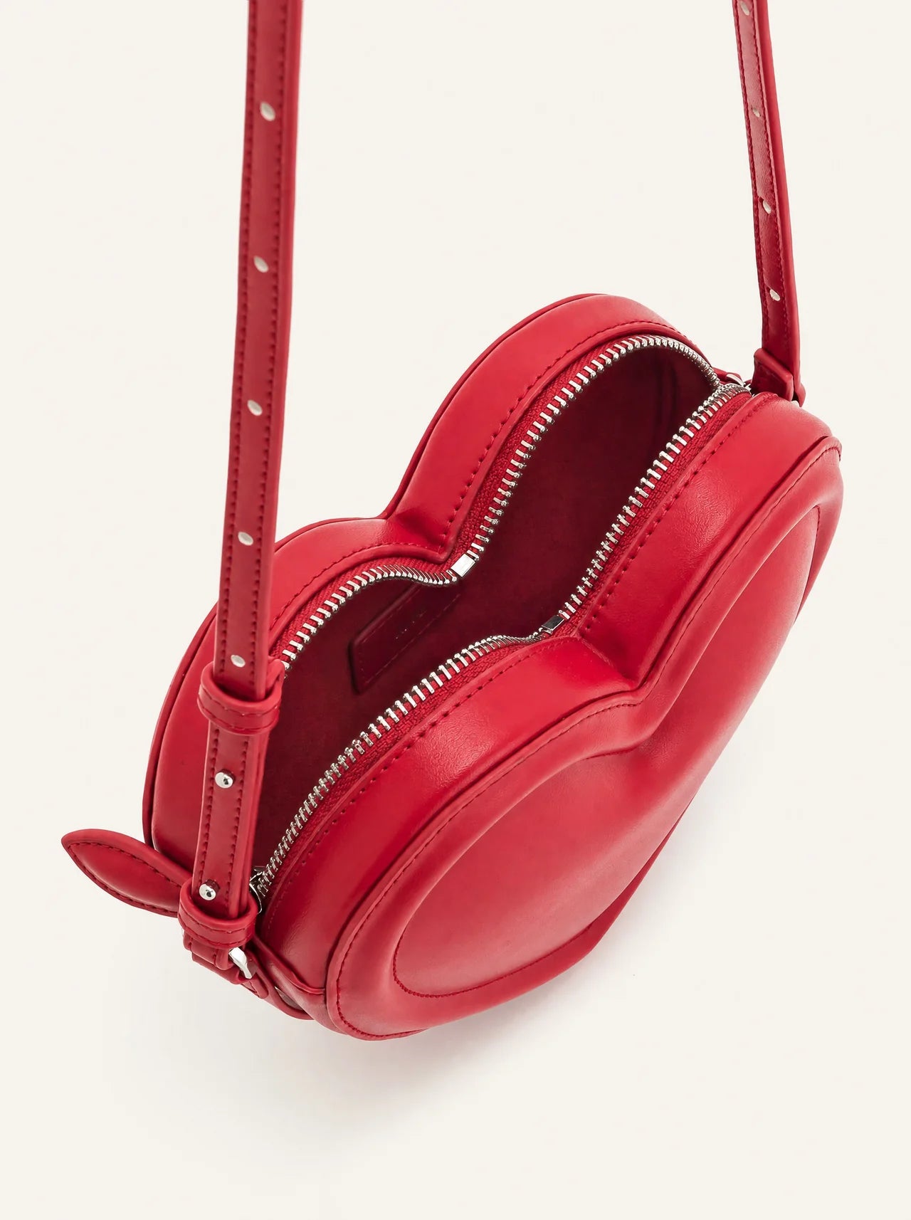The Violette Heart Bag — Rouge