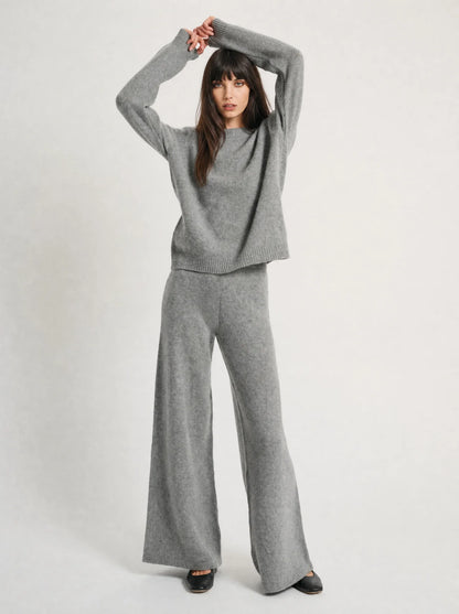 The Brume Pullover — Grey
